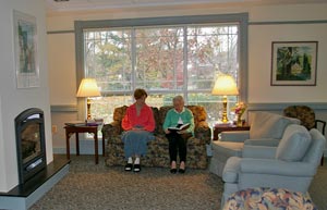 Residents-reading-together